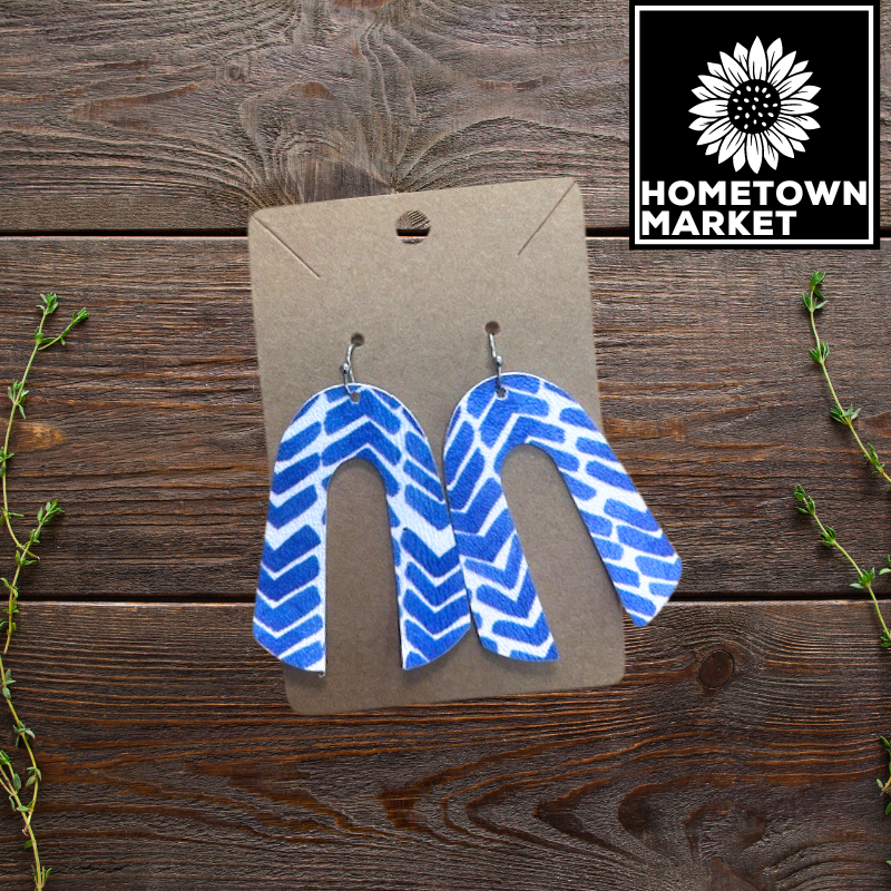 Arch Dangles: Blue Chevron