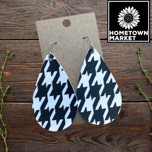 Teardrop Dangles: Houndstooth BW