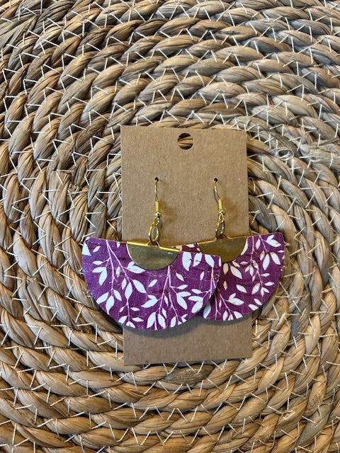 Fringed Fan Dangles: French Violet Foliage