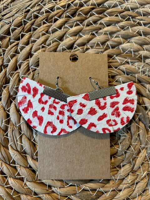 Fringed Fan Dangles: Bold Red Cheetah